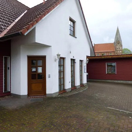 Διαμέρισμα Ferienwohnung Beim Doktor Poseritz